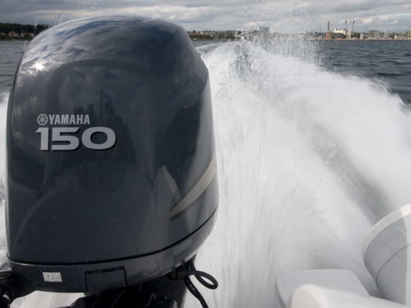 Speedbåds som bruges til speedbådskørekort undervisning